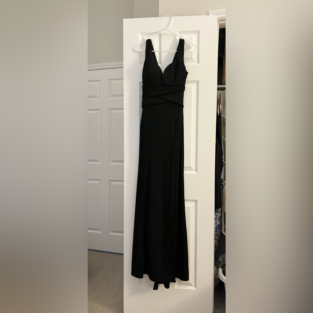 Long black prom dress